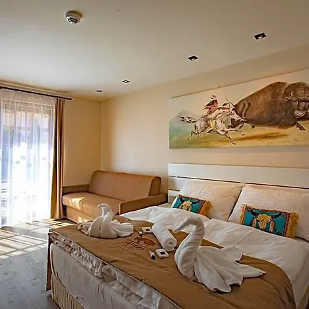 Hotell Safari - Bison Borovany (Ceske Budejovice)