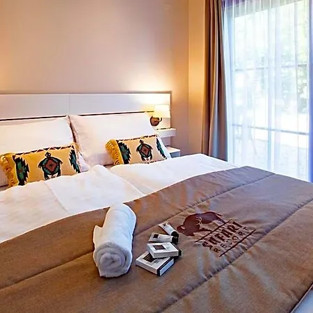 Hotell Safari - Bison Borovany (Ceske Budejovice)
