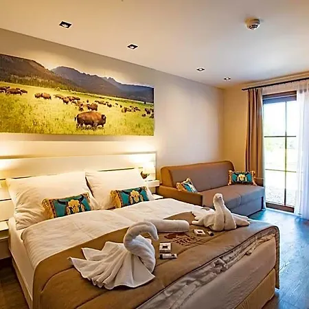 Hotel Safari - Bison